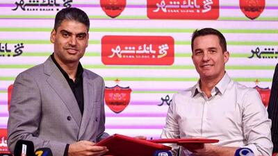  هواداران پرسپولیس عمود خیمه هستند! سخنگوی سرخپوشان: استعفای اوسمار کذب است