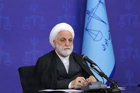 در نهایت قاطعیت و به دور از هرگونه ارفاق و اغماض عمل کنید