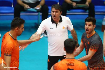  تمام‌نشدنی‌ترین والیبالیست ایران: ۵۰ سالگی و تیم جدید