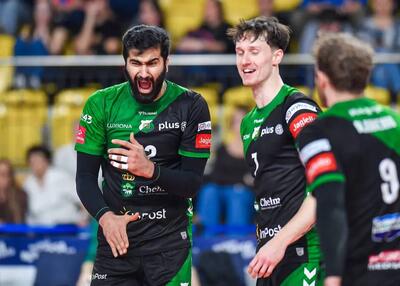  اسفندیار: اولین بار است چنین چیزی می‌بینم