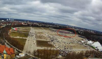  سیرک مونیخ؛ کارگردان: پسر شاه فراری ایران؛ تهیه‌کننده: دولت آلمان