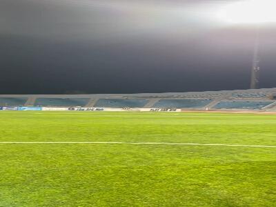  حال و هوای ورزشگاه بین‌المللی امان در فاصله کمتر از 90 دقیقه تا شروع بازی الحسین و استقلال