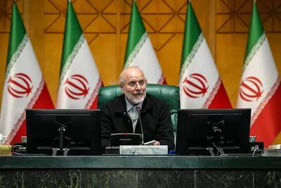  قالیباف: اعتبارات ویژه برای احیای دریاچه ارومیه اختصاص یافته است