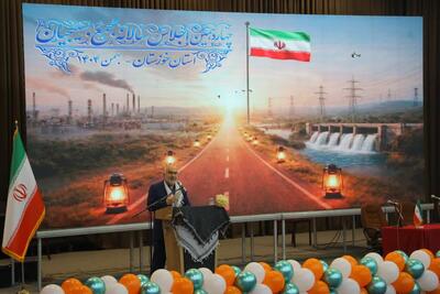  استاندار خوزستان: تفکر بسیجی ضامن امنیت و انسجام ملی است / ضرورت جهاد تبیین و تقویت پیوند با نسل جوان