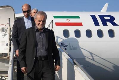  رئیس جمهور وارد مشهد شد