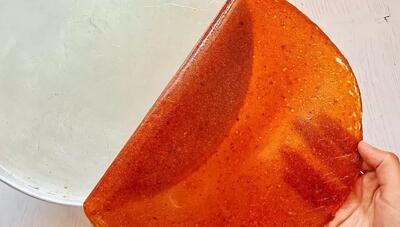  طرز تهیه لواشک خانگی ملس و ترش و خوشمزه با طعم زردآلو و آلو !