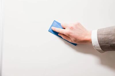  دانلود صدای پاک کردن تخته با تخته پاک کن