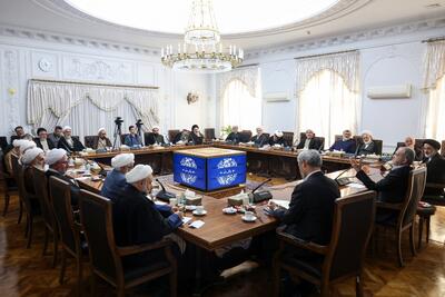  پزشکیان: مذاکرات با مجوز رهبر انقلاب در حال انجام است