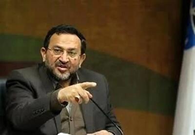  هشدار در باره نفوذیهایی که در همه جناحها هستند و به انسجام ملی آسیب می زنند/ در جریان انقلابی افرادی هستند که اختلاف افکنی می کنند،تذکر هم فایده ندارد