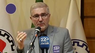  بانک‌های ما نه تنها به دنبال وصول مطالباتشان نیستند بلکه به همان افراد بدهکار، وام‌های جدید با تاریخ پرداخت از نو صفر شده پرداخت می‌کنند