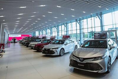  اما و اگرها بر سر مصوبه واردات خودرو | دادفر: بازهم برای گرفتن مجوز واردات باید پشت در اتاق مسئولان منتظر بمانیم؟