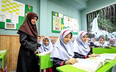  مجوز مجلس برای به کارگیری ۱۰ هزار معلم بازنشسته و حق التدریسی