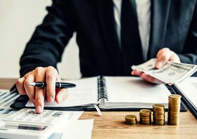  بهترین نسخه سرمایه‌گذاری در روزهای پرریسک | پیمان مولوی: 30 درصد دارایی‌ها طلا، دلار و صندوق‌های درآمد ثابت باشد