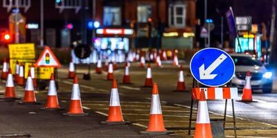  کیمیا صنعت؛ بهترین تولید کننده تابلوهای راهنمایی رانندگی