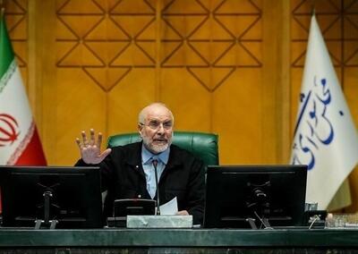  قالیباف: باید حقوق‌ها در طول سال دو بار افزایش پیدا کند / خالص دریافتی همه افراد نسبت به سال ۱۴۰۴، حداقل ۳۲ درصد افزایش یافته؛ حال ممکن است بپرسید آیا این نسبت به تورم کافی است یا خیر؛ می‌گویم خوب نیست