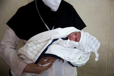  تداوم روند نزولی تولد در ایران/ثبت کمتر از یک میلیون ولادت در سال ۱۴۰۳