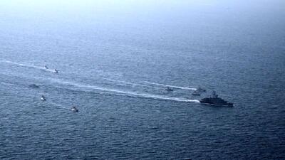  تصاویری از رزمایش سپاه در تنگه هرمز