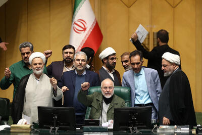  تصاویر: نشست علنی نوبت عصر سه شنبه ۲۸ بهمن ماه مجلس