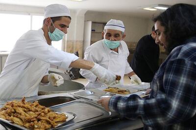  برای تأمین غذای دانشجویان ۳۰ همت بودجه نیاز داریم