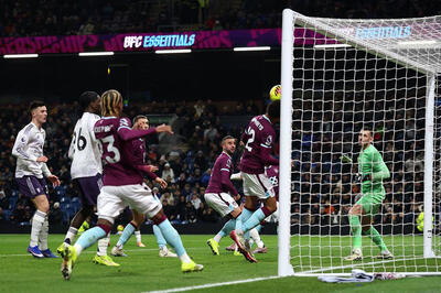  برنلی؛ تیمی که هنوز برای زنده ماندن می‌جنگد