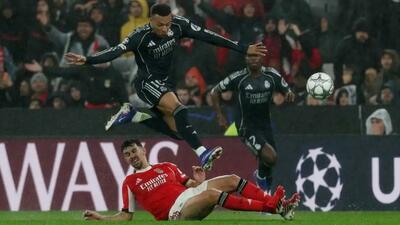  جدال برای نیمکت کهکشانی