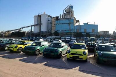  ترخیص بیش از 17 هزار وسیله نقلیه از گمرکات استان تهران - ایران ویو 24