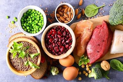  لزوم توجه به تغذیه نوجوانان به جای مصرف مکمل