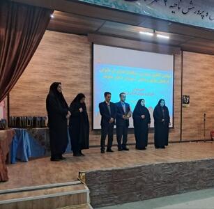  زنان در تحکیم بنیان خانواده و پیشرفت اجتماعی و فرهنگی کشور نقش بسزایسی دارند