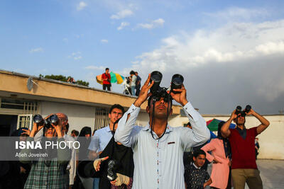  در انتظار ماه!