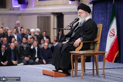  رهبر معظم انقلاب: ما داغدار و عزادار خون‌های ریخته شده در فتنه دی‌ماه هستیم/ دایره‌ی جانباختگانمان که به عنوان شهید اینها را حساب میکنیم دایره‌ی وسیعی است