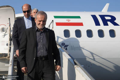  پزشکیان وارد مشهد مقدس شد