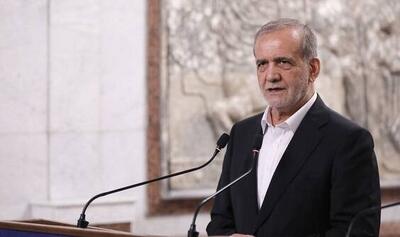  نیروهای نظامی دژهای مستحکم یک جامعه هستند/ باید با کمترین صدمه و حادثه جامعه را مدیریت کنیم