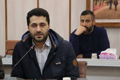  منفرد: خرج کردن خود برای مردم مهمترین شاخص سنجش کارگزاران است