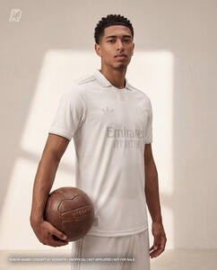  طرح پیراهن ویژه 125 سالگی رئال مادرید لو رفت / عکس - پارس فوتبال