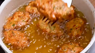  طرز تهیه مرغ سوخاری با سبزی / فیلم