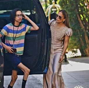  تصویر جدید از گردش جنیفر لوپز با پسرش+ عکس