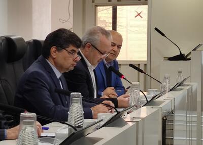  فرماندار مشهد: پلمب و برخورد قاطع با واحد‌های صنفی متخلف اطراف حرم مطهر رضوی در دستور کار قرار گرفت