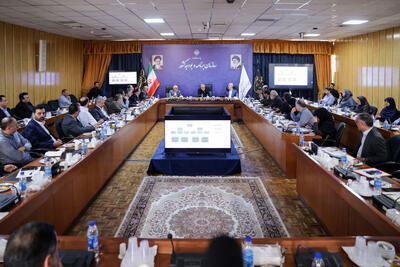  حمله روزنامه اصولگرا به دولت / انسجام بعد از جنگ 12روزه را مدیران دولت پزشکیان برهم زدند