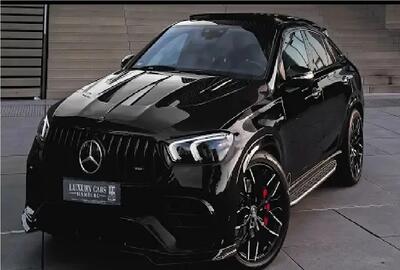  دنیای خودروسازی؛ مرسدس AMG GLE 63 S کوپه ۲۰۲۶ / SUV لوکس مشکی با بدنه کربن