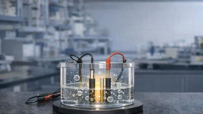  ساخت حسگر‌های الکتروشیمیایی مبتنی بر حباب‌های نازک برای شناسایی مواد خطرناک