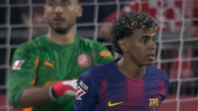  تیر دروازه مانع گلزنی یامال از روی نفطه پنالتی شد!