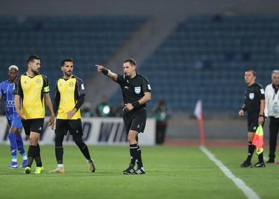  وی‌ای‌آر این‌بار دوست استقلال! (عکس)