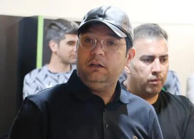  سرمربی تراکتور به الغرافه رسید! (عکس)