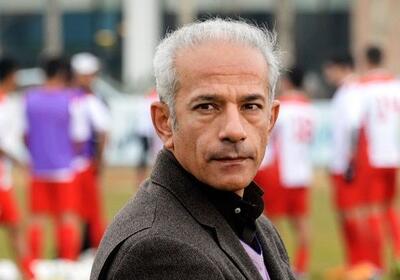  محمد خاکپور و ادای احترام به جان‌باختگان دی‌ماه+ عکس