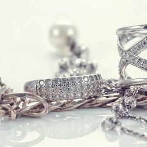  آخرین قیمت نقره؛ شمش یک کیلویی ایرانی به کانال ۵۰۰ میلیونی رسید