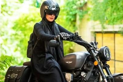  گواهینامه موتورسیکلت برای زنان صادر می‌شود / حتی مخالفان هم نمی‌توانند جلوی آن را بگیرند! / تحلیل واکنش‌ها و پیامدهای اجتماعی صدور گواهینامه