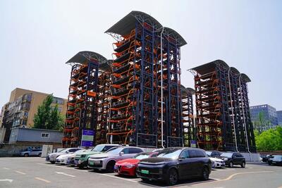  قوانین جالب چین برای پارک خودرو کنار خیابان