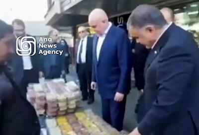  مقام ارشد روسی  در حال خرید آجیل در تهران