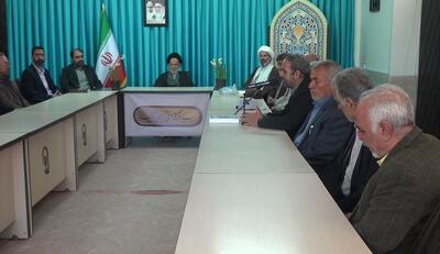  قرآن معجزه واقعی و روشن کننده راه سعادت بشر است