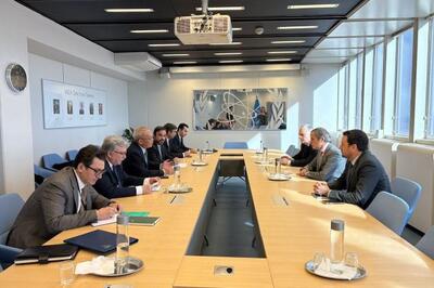  رایزنی سفرای ایران، روسیه و چین با گروسی درباره برنامه هسته‌ای صلح‌آمیز ایران